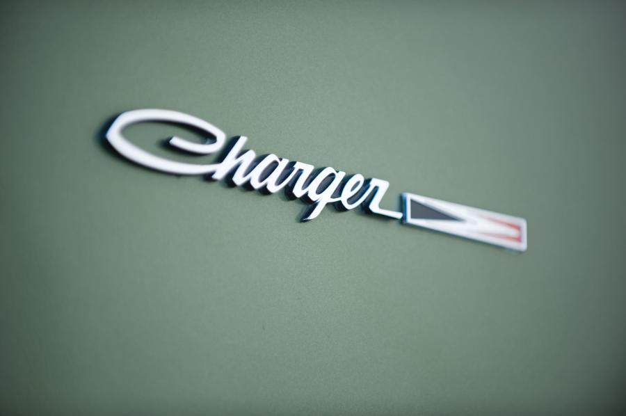  Dodge Charger Hardtop 1972 года  (фото 15 из 18)